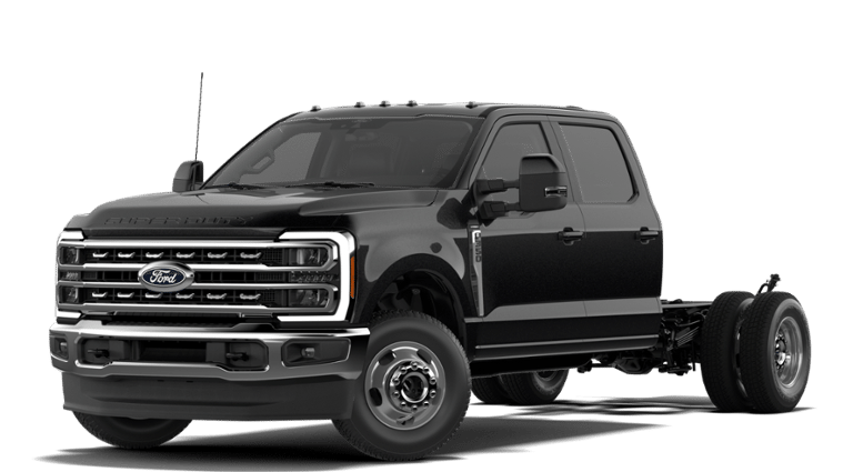 2027 Ford Chassis Cab F-350® LARIAT®