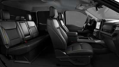 2027 Ford Chassis Cab F-350® LARIAT®