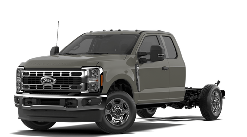 2027 Ford Chassis Cab F-350® XLT