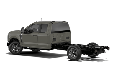 2027 Ford Chassis Cab F-350® XLT
