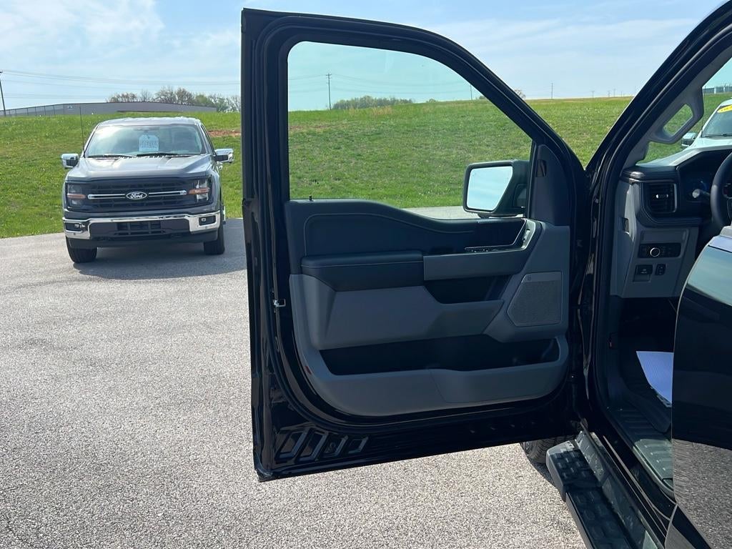 2025 Ford F-150 Lightning Flash™