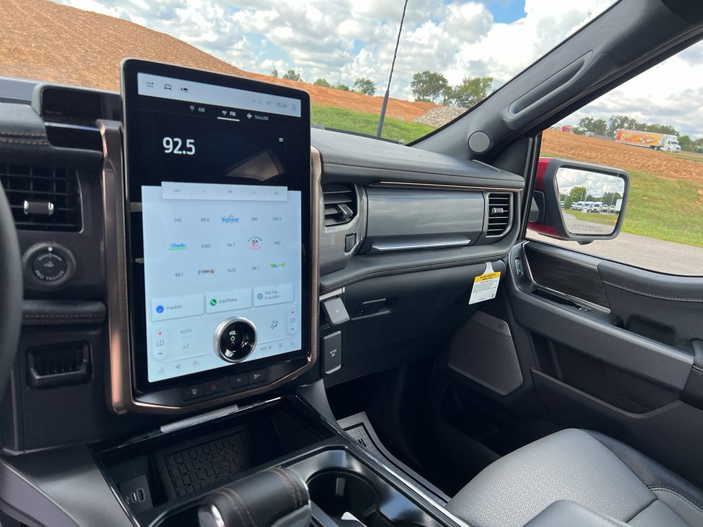 2025 Ford F-150 Lightning Lariat®