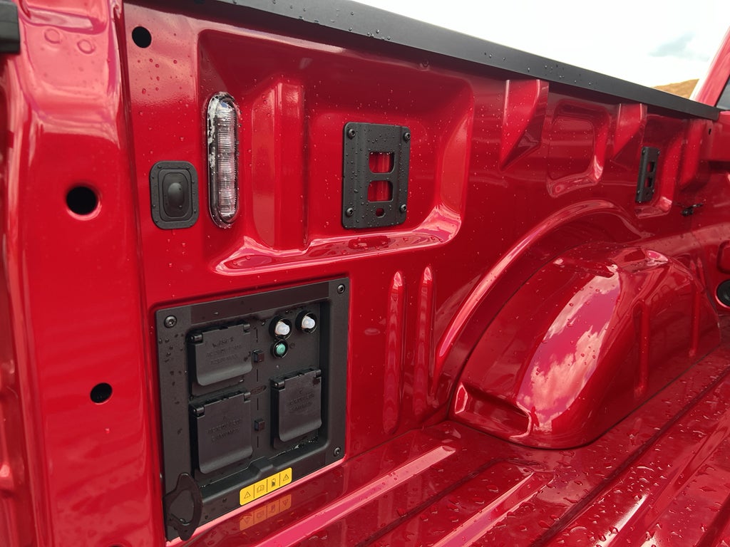 2025 Ford F-150 Lightning Lariat®