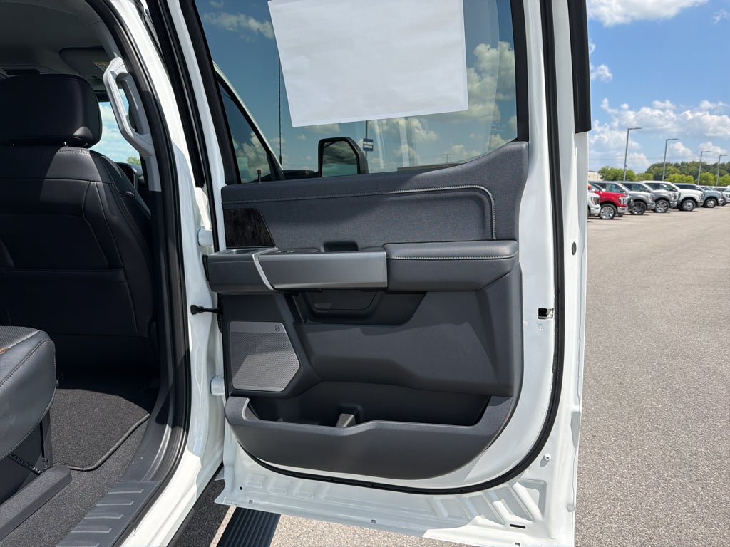 2027 Ford Super Duty F-250® Lariat®