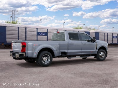 2027 Ford Super Duty F-350® Lariat®
