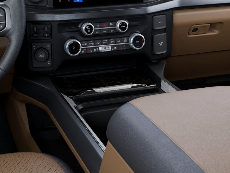 2027 Ford Super Duty F-350® Lariat®