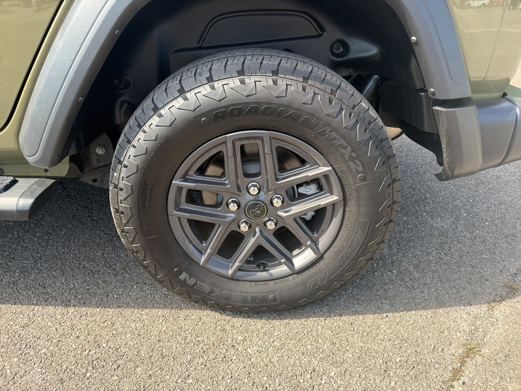 2025 Jeep Wrangler 4-Door Summit 4x4