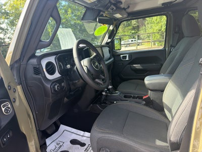 2025 Jeep Wrangler 4-Door Summit 4x4
