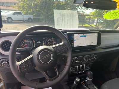 2025 Jeep Wrangler 4-Door Summit 4x4