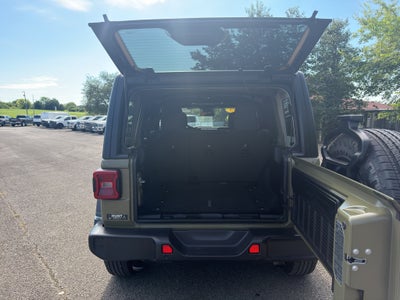 2025 Jeep Wrangler 4-Door Summit 4x4