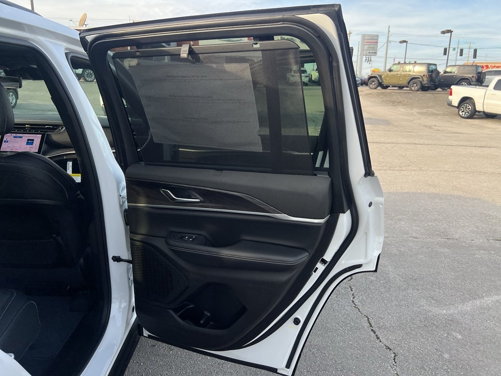 2025 Jeep Grand Cherokee Limited 4x4