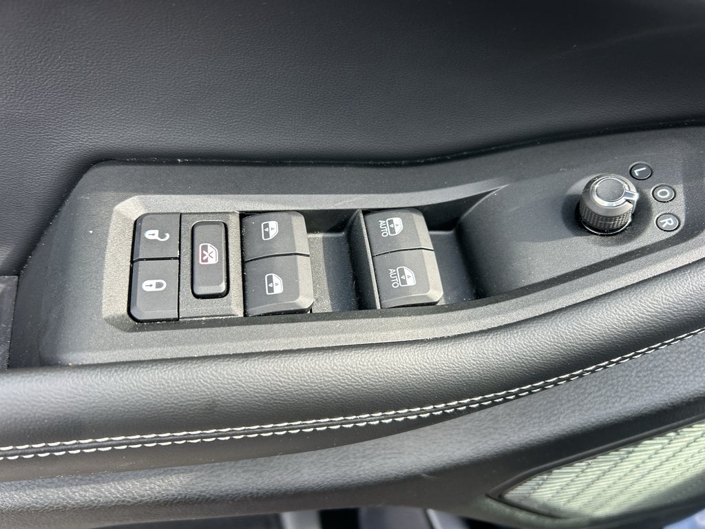 2025 Jeep Grand Cherokee L Altitude 4x4