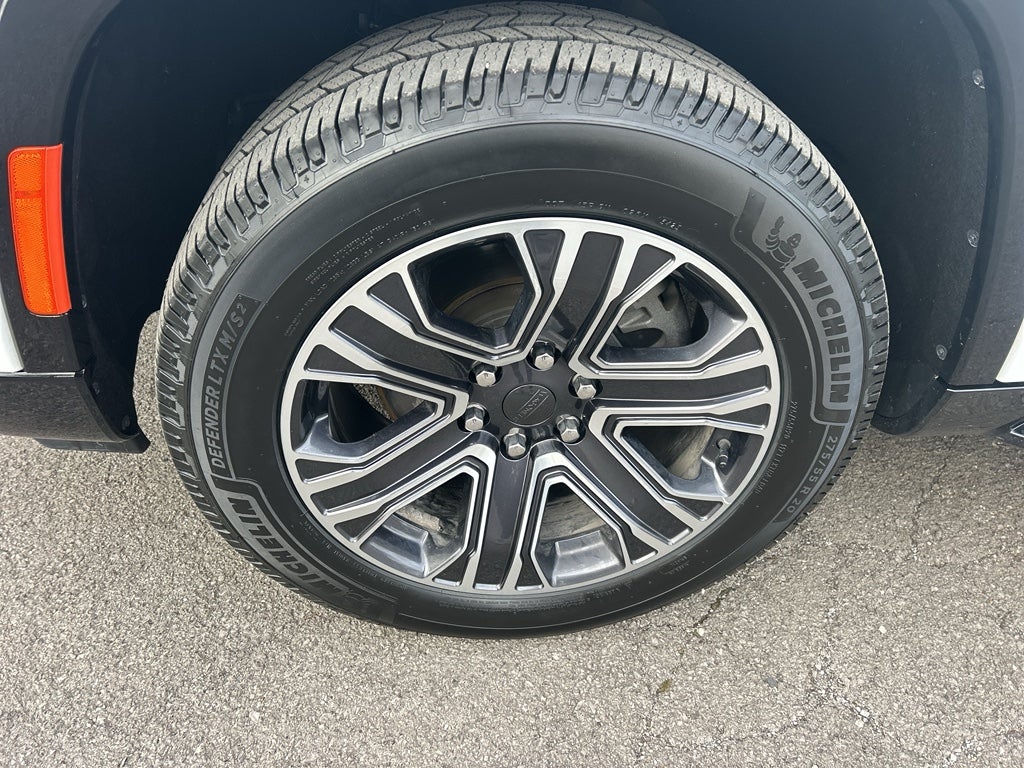 2024 Jeep Wagoneer Series II 4x2