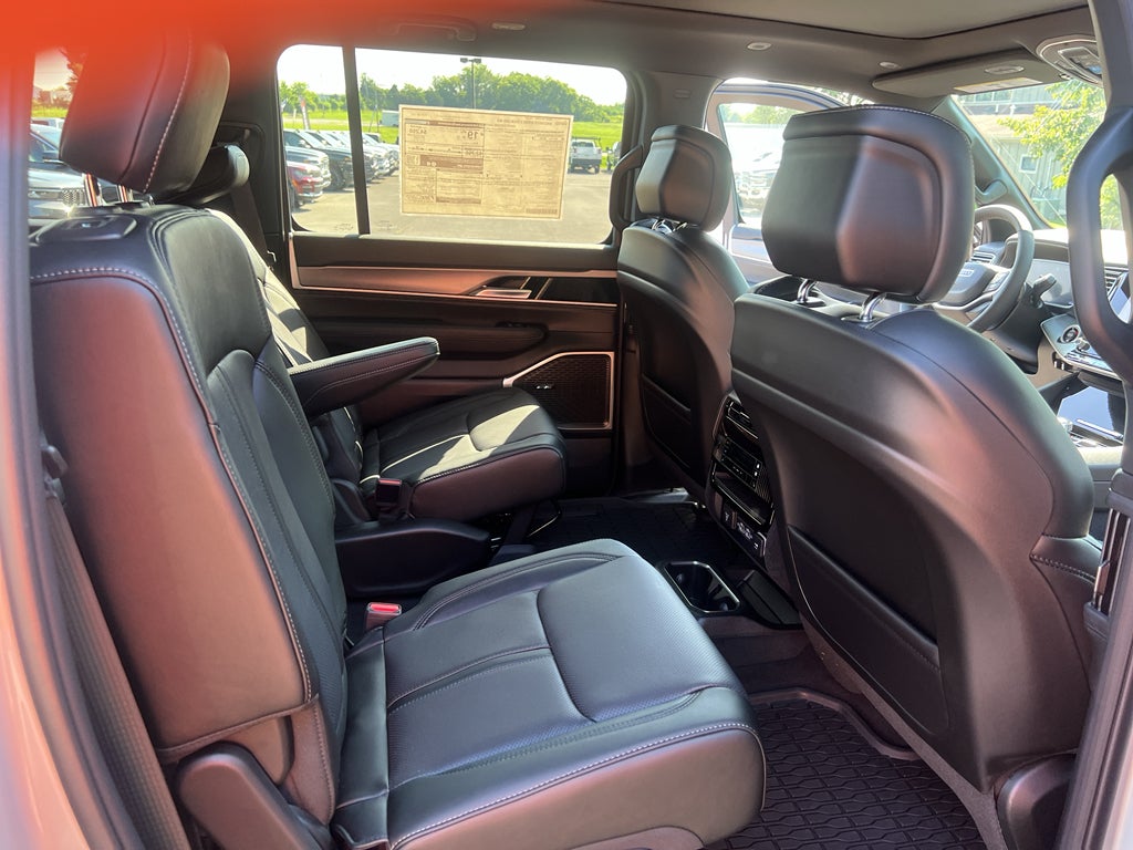 2025 Jeep Wagoneer Series II Overland 4x4