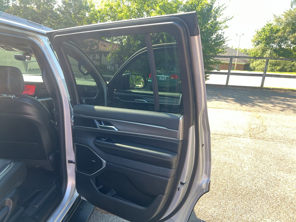 2025 Jeep Wagoneer Series II Overland 4x4