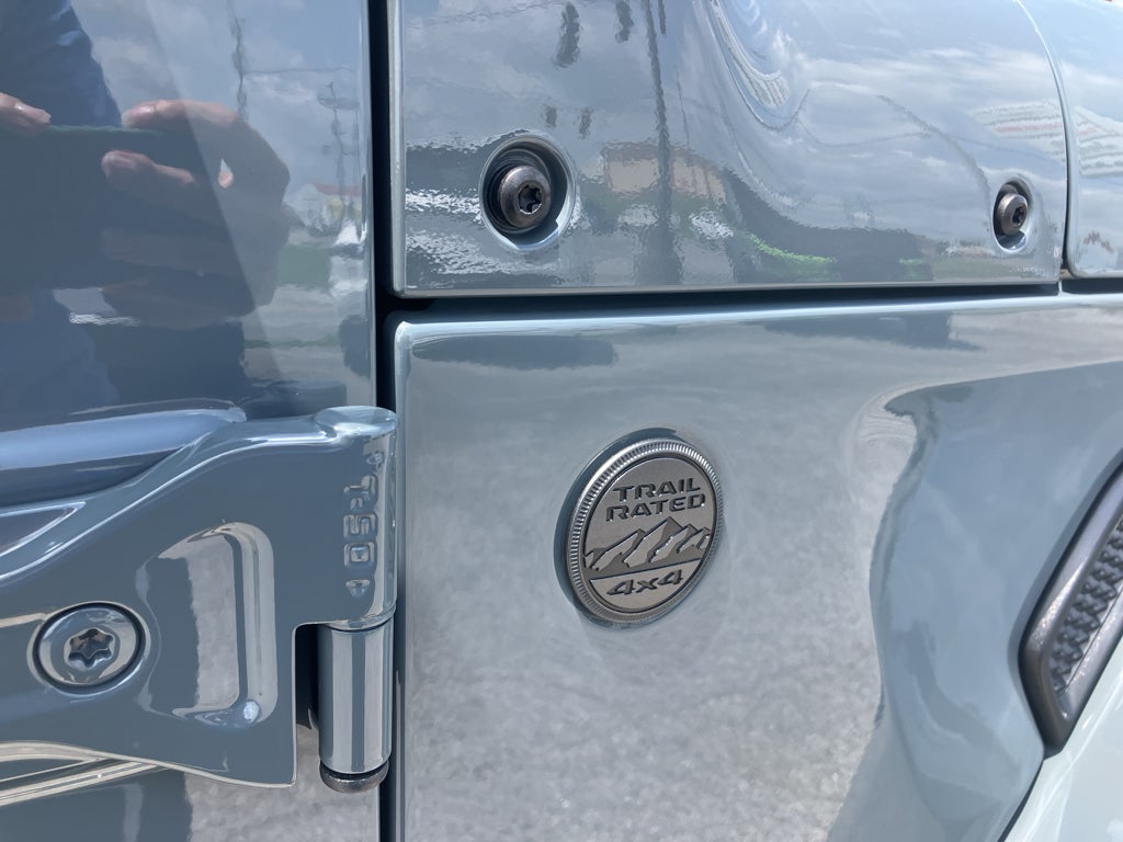 2025 Jeep Gladiator Nighthawk