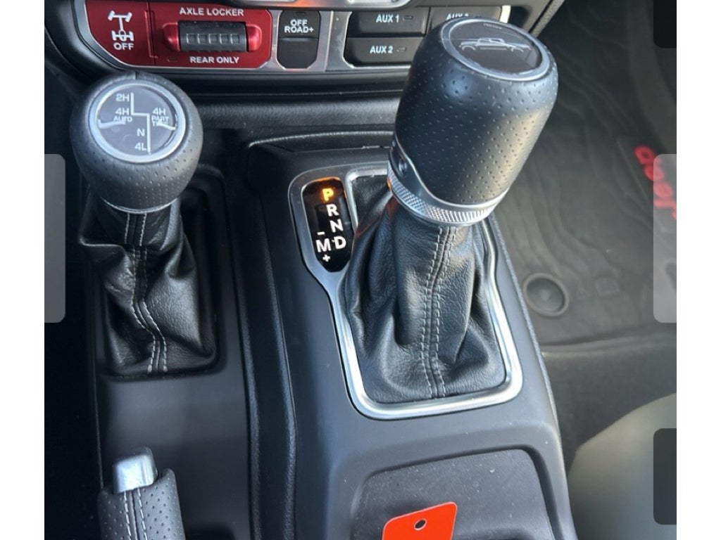 2025 Jeep Gladiator Mojave X