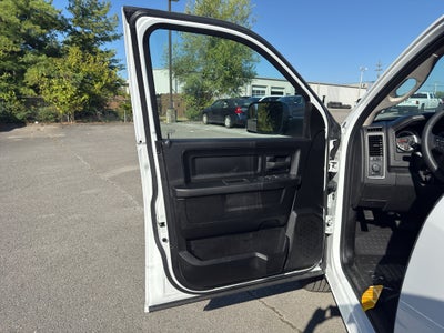 2024 RAM 1500 Classic Tradesman Crew Cab 4x4 5'7' Box