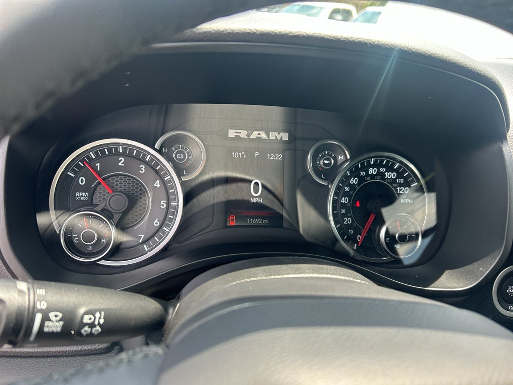 2025 RAM 1500 Big Horn Crew Cab 4x4 6'4' Box