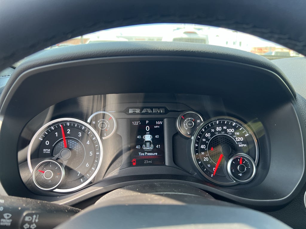 2026 RAM 1500 Big Horn Crew Cab 4x4 5'7' Box