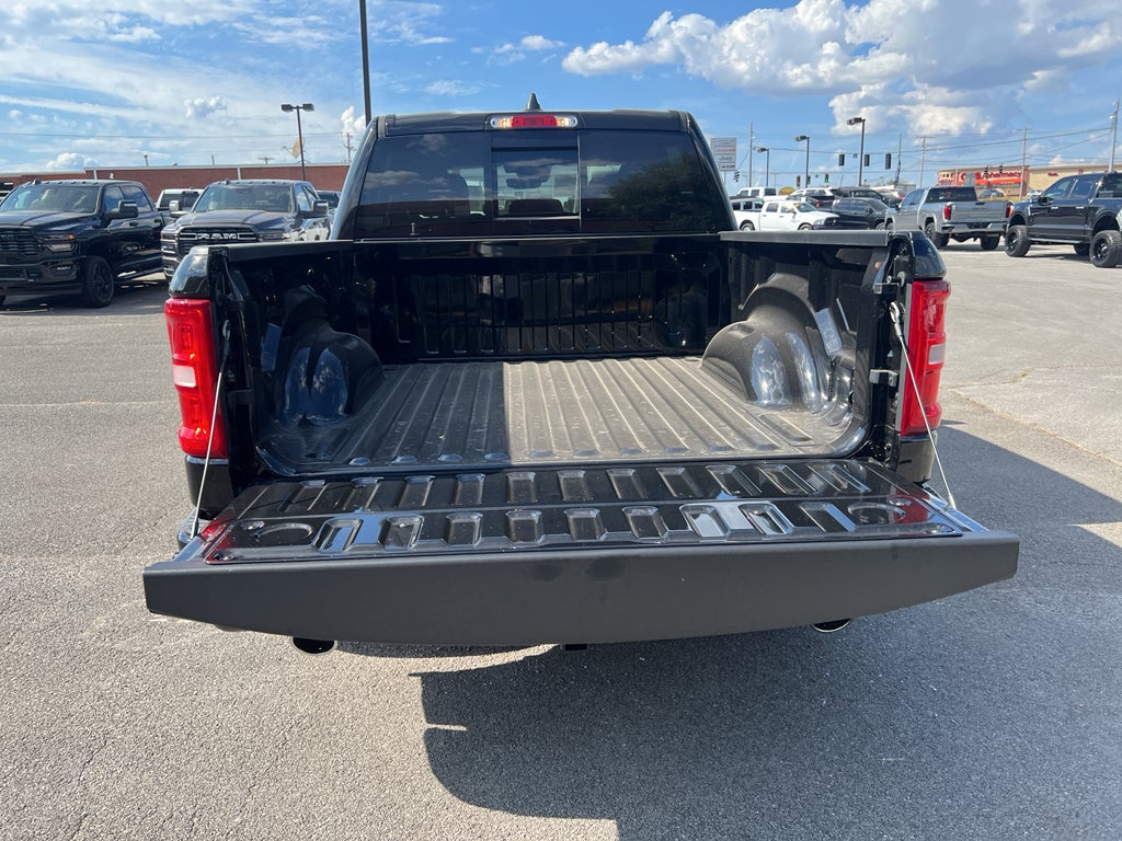 2026 RAM 1500 Big Horn Crew Cab 4x4 5'7' Box