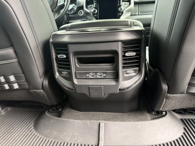 2024 RAM 1500 Big Horn Crew Cab 4x4 5'7' Box