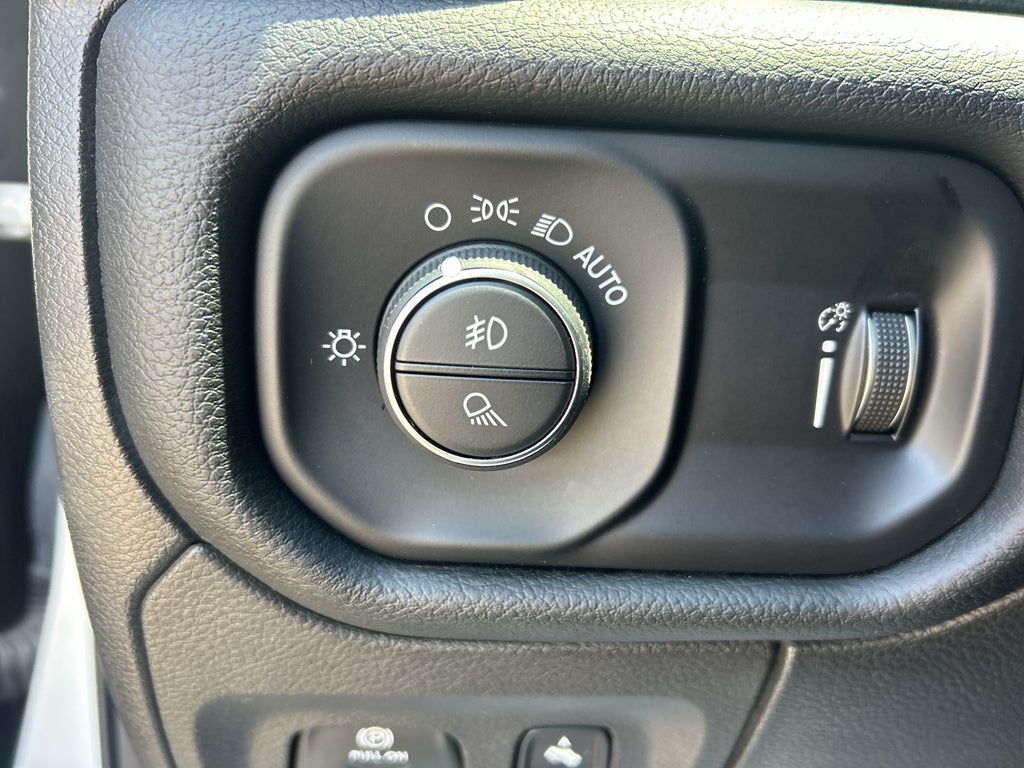 2021 RAM 1500 Rebel Crew Cab 4x4 5'7' Box