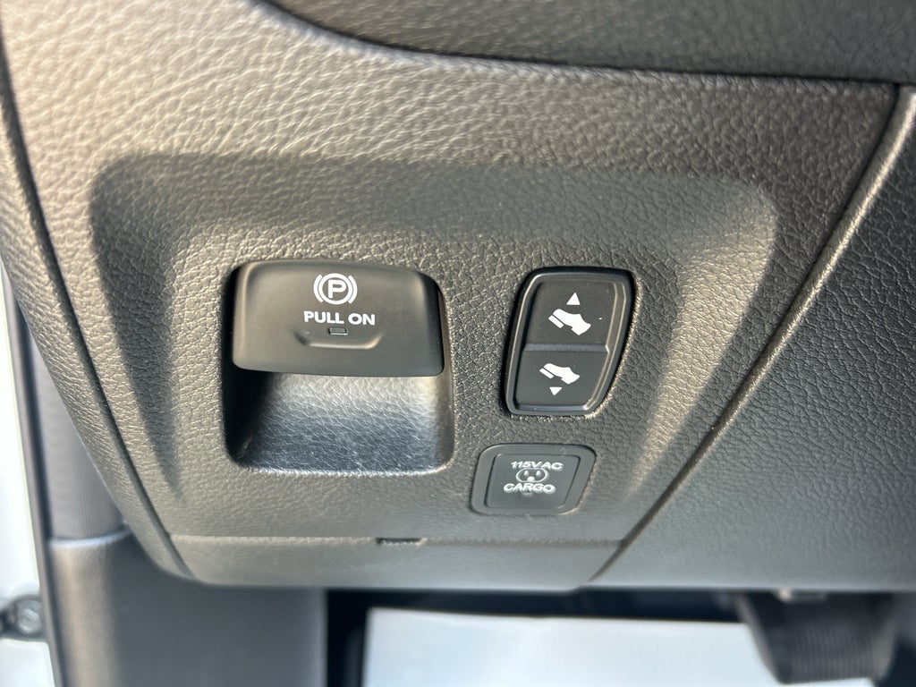 2021 RAM 1500 Rebel Crew Cab 4x4 5'7' Box