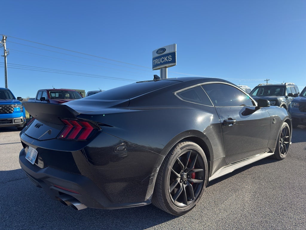 2024 Ford Mustang GT Premium Fastback