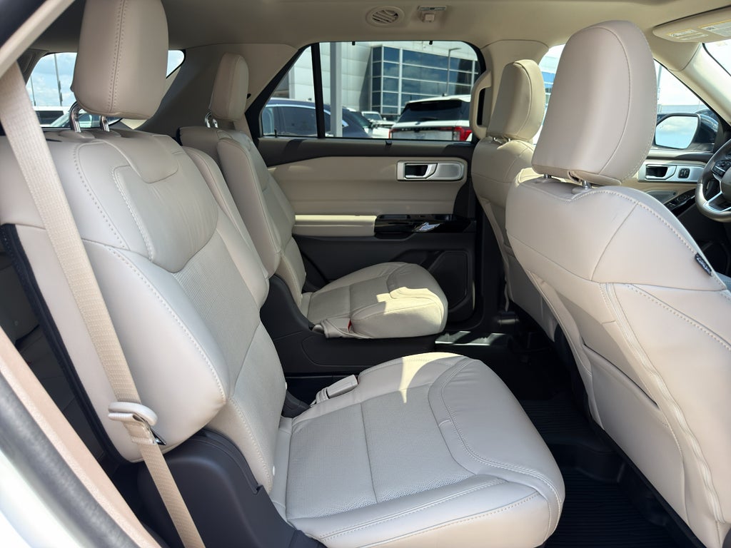 2023 Ford Explorer Platinum