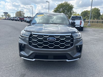 2025 Ford Explorer Platinum