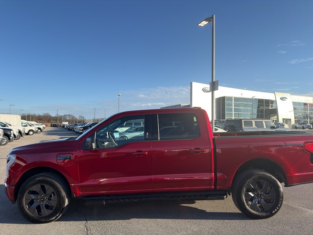 2024 Ford F-150 Lightning Flash
