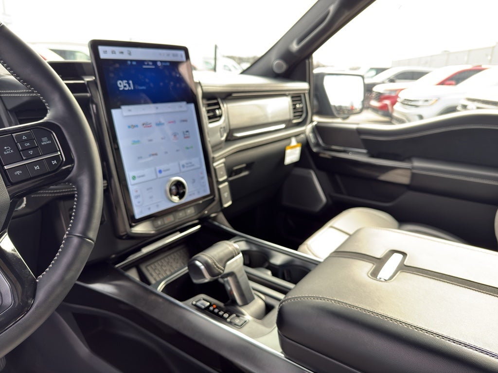 2024 Ford F-150 Lightning Platinum