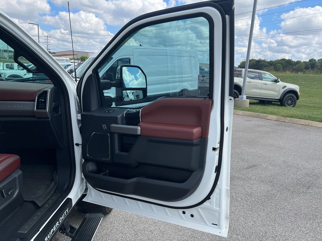 2022 Ford F-250 Platinum