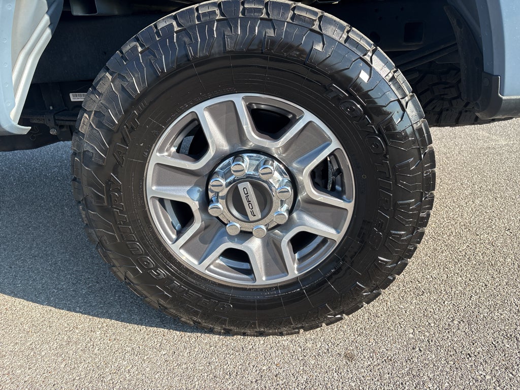 2023 Ford F-250 LARIAT