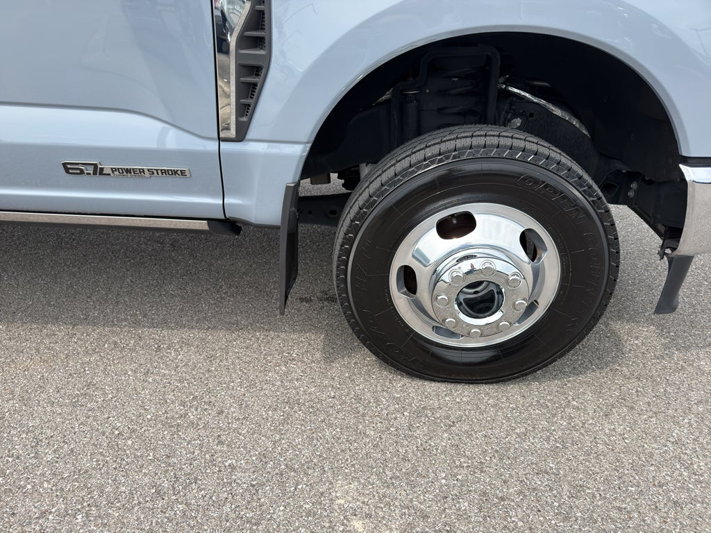 2024 Ford F-350 LARIAT
