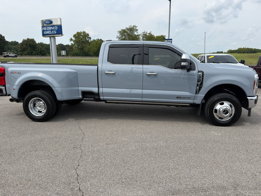 2024 Ford F-350 LARIAT