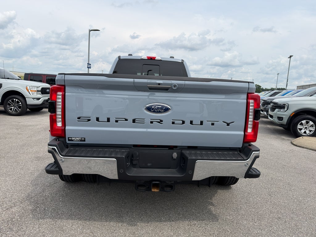 2024 Ford F-350 LARIAT
