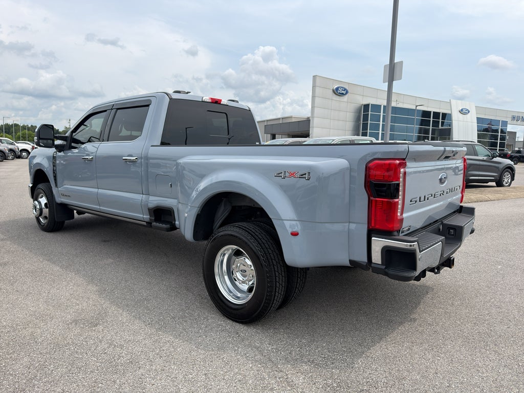 2024 Ford F-350 LARIAT