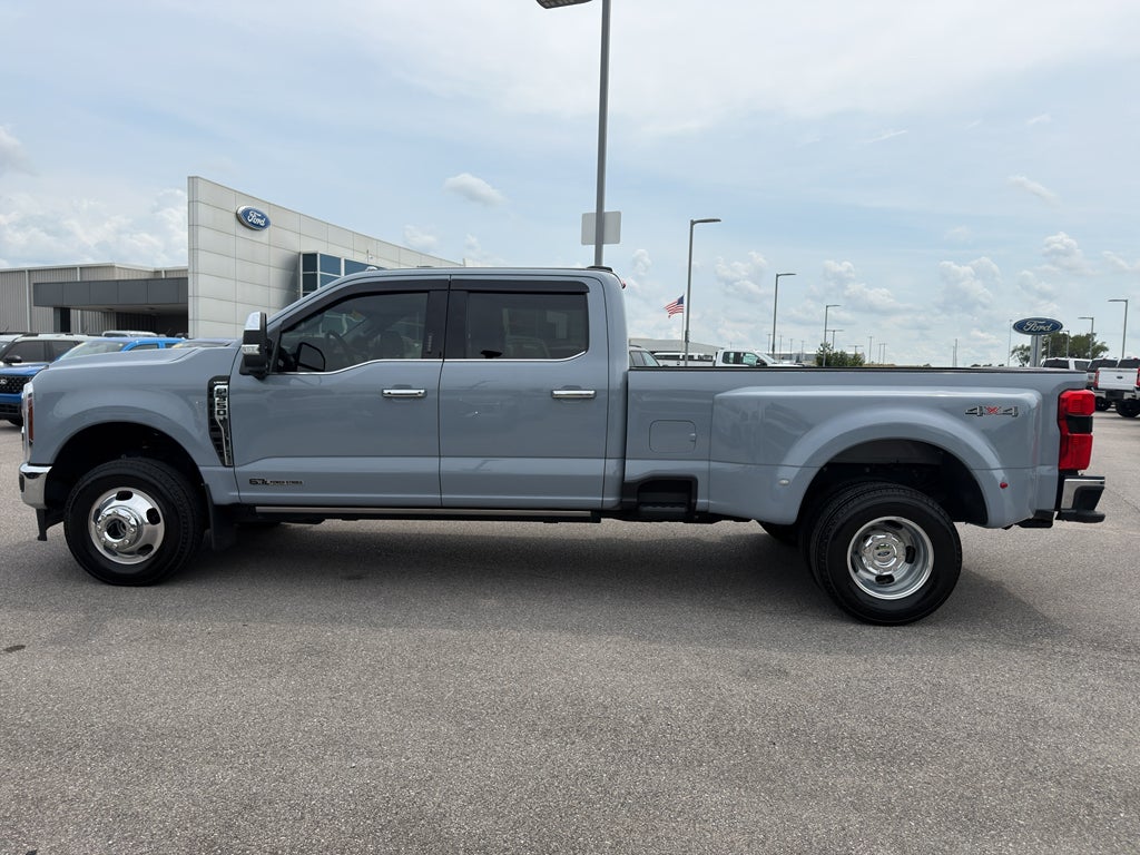 2024 Ford F-350 LARIAT