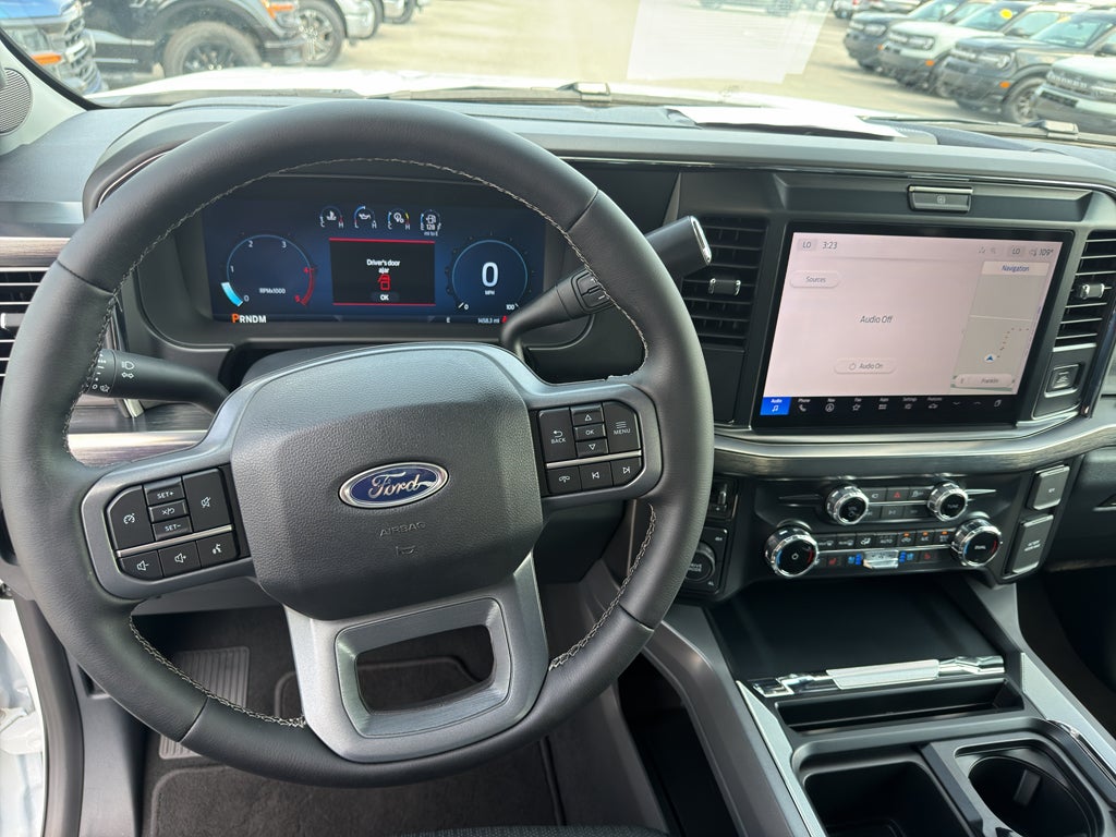 2025 Ford F-350 LARIAT