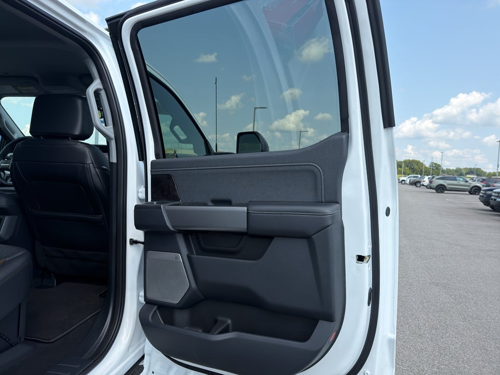 2025 Ford F-350 LARIAT