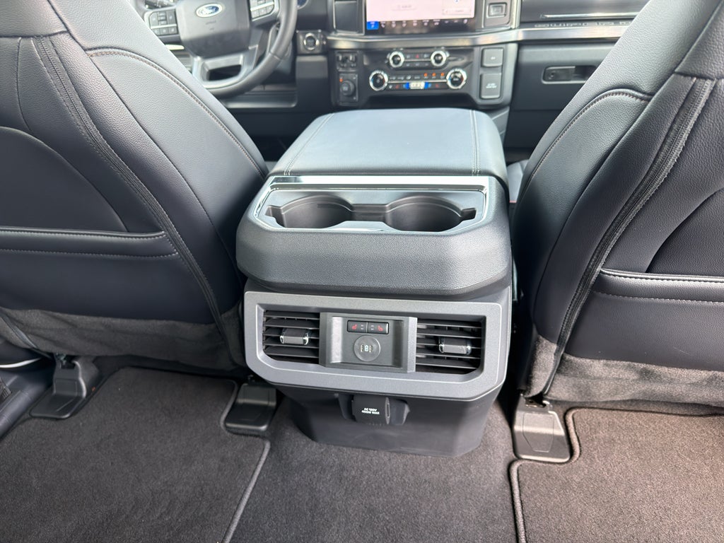 2025 Ford F-350 LARIAT