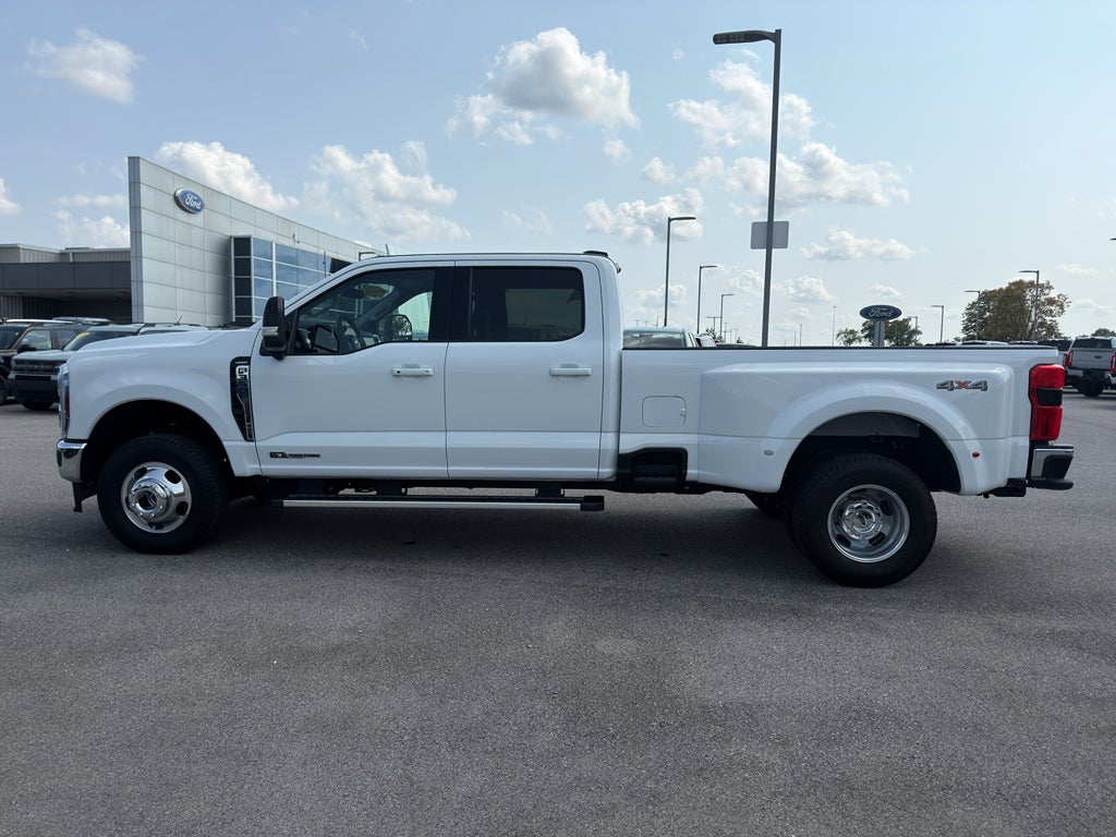 2025 Ford F-350 LARIAT
