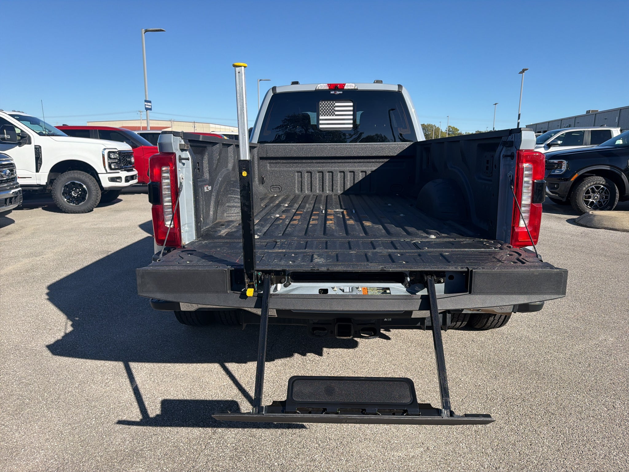 2025 Ford F-350 LARIAT