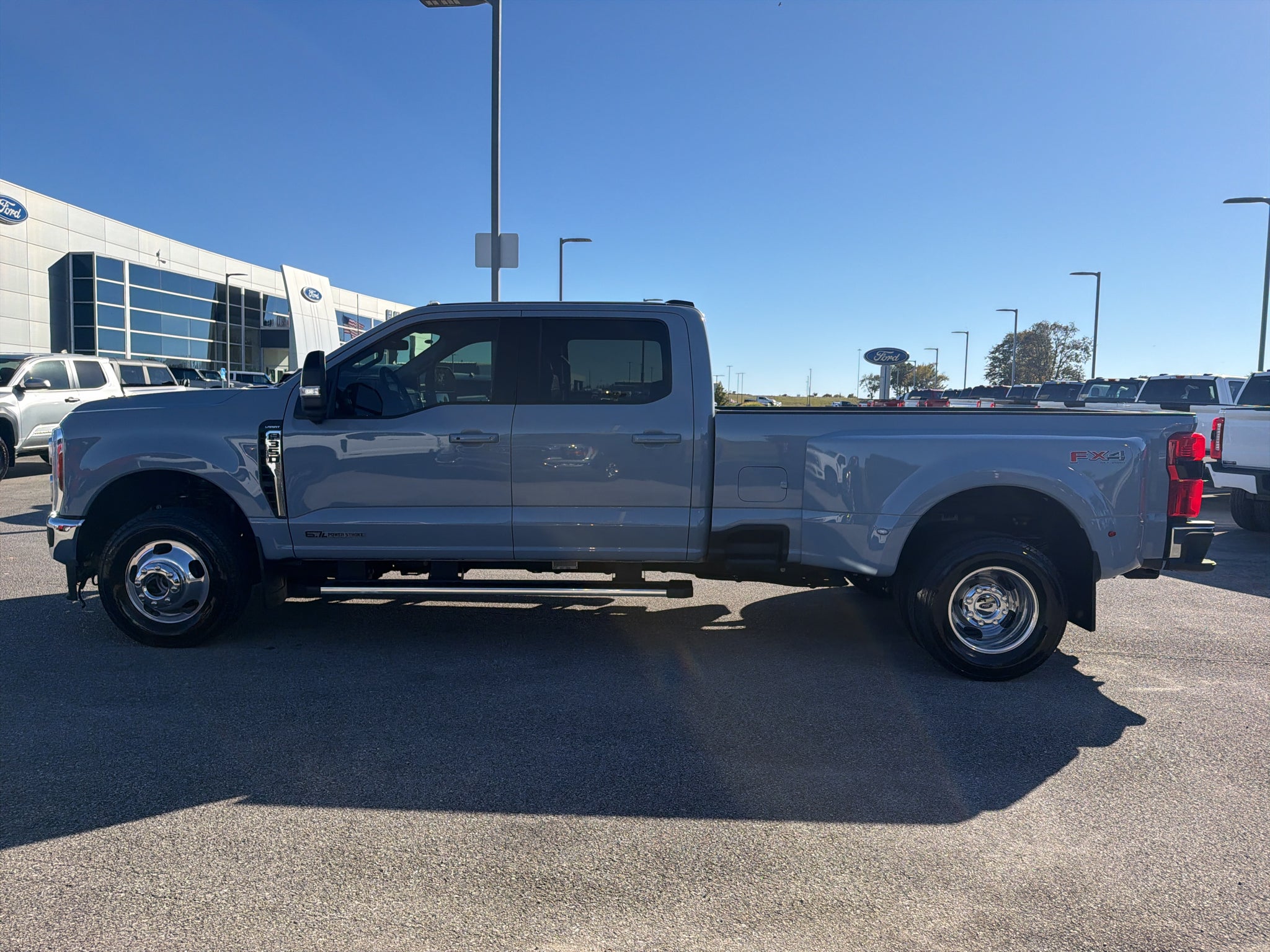 2025 Ford F-350 LARIAT