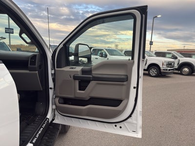 2022 Ford Super Duty F-450 DRW XL