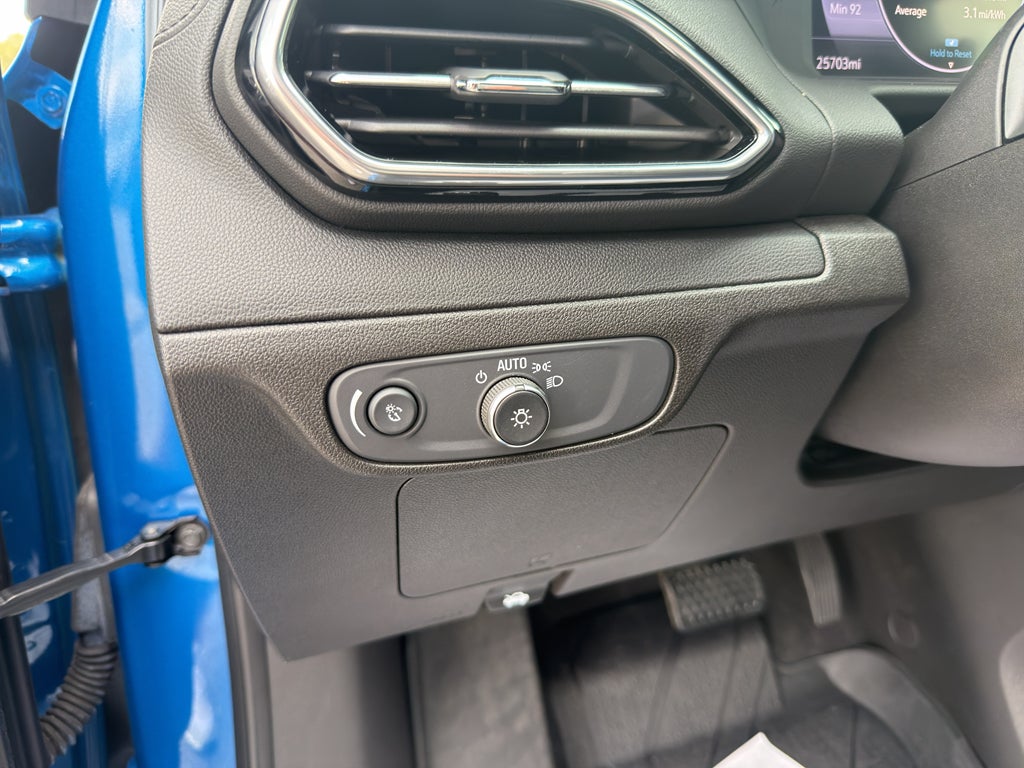 2022 Chevrolet Bolt EUV FWD LT