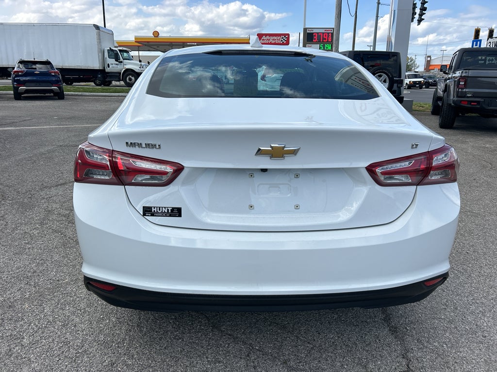2022 Chevrolet Malibu FWD LT