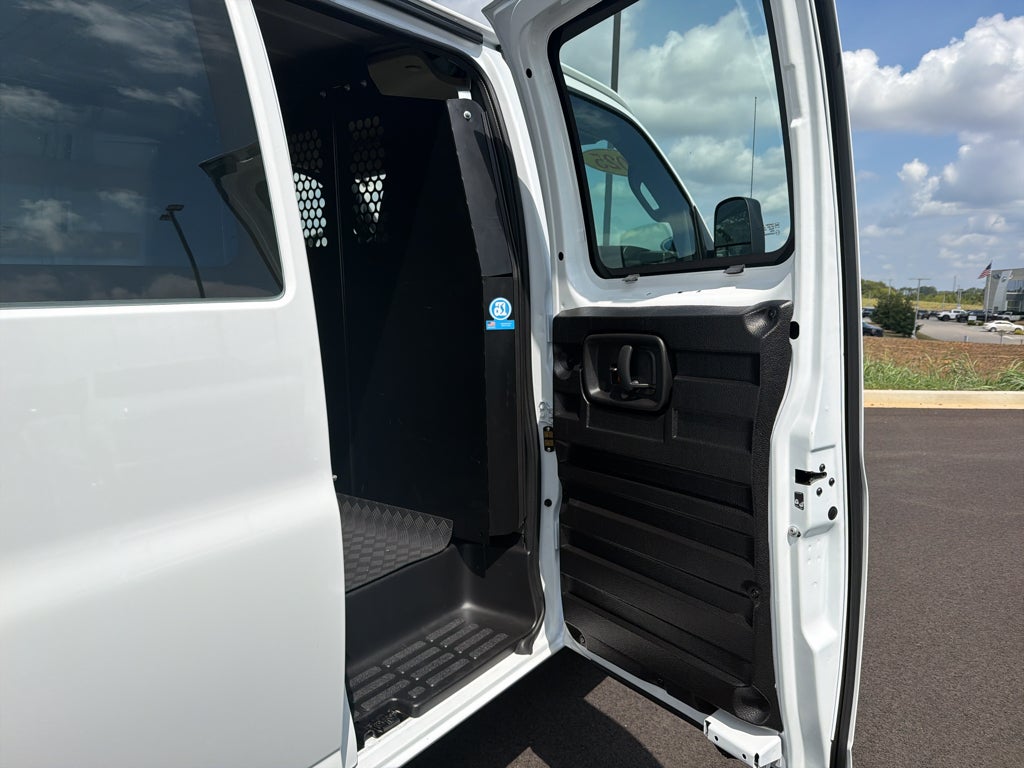 2025 Chevrolet Express Cargo Van Work Van
